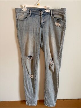 New York & Company Soho Light Wash Ripped Skinny Jeans